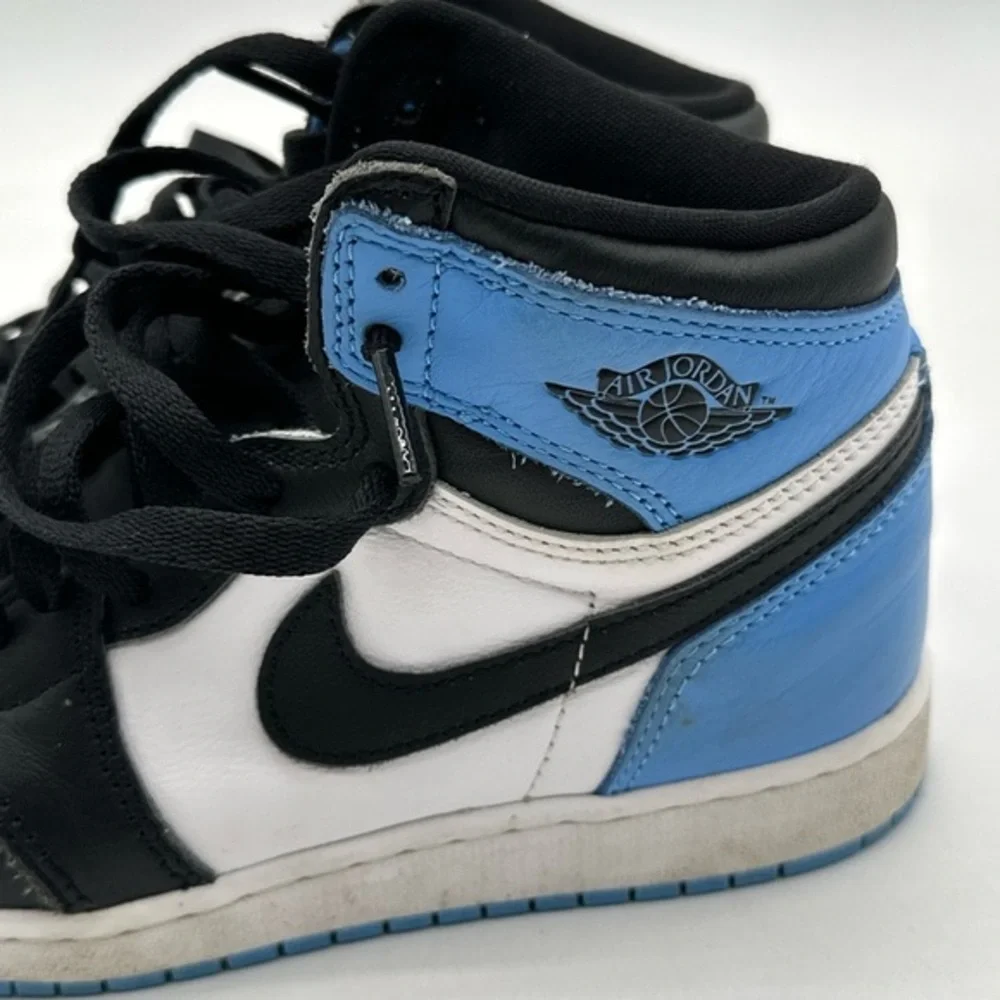 Nike Jordan 1 Retro OG High Top‎ Size 4.5 Y FD1437-400